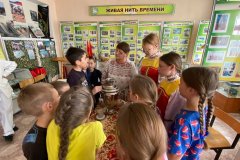 Путешествие-по-русской-избе_04